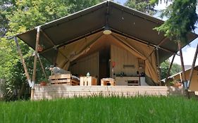 Gutshof Tda-Lohma